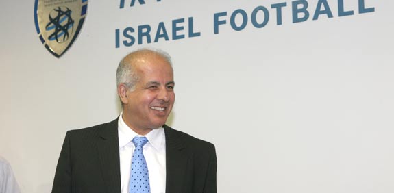 אבי לוזון יו"ר ההתאחדות לכדורגל / צלם: תמר מצפי